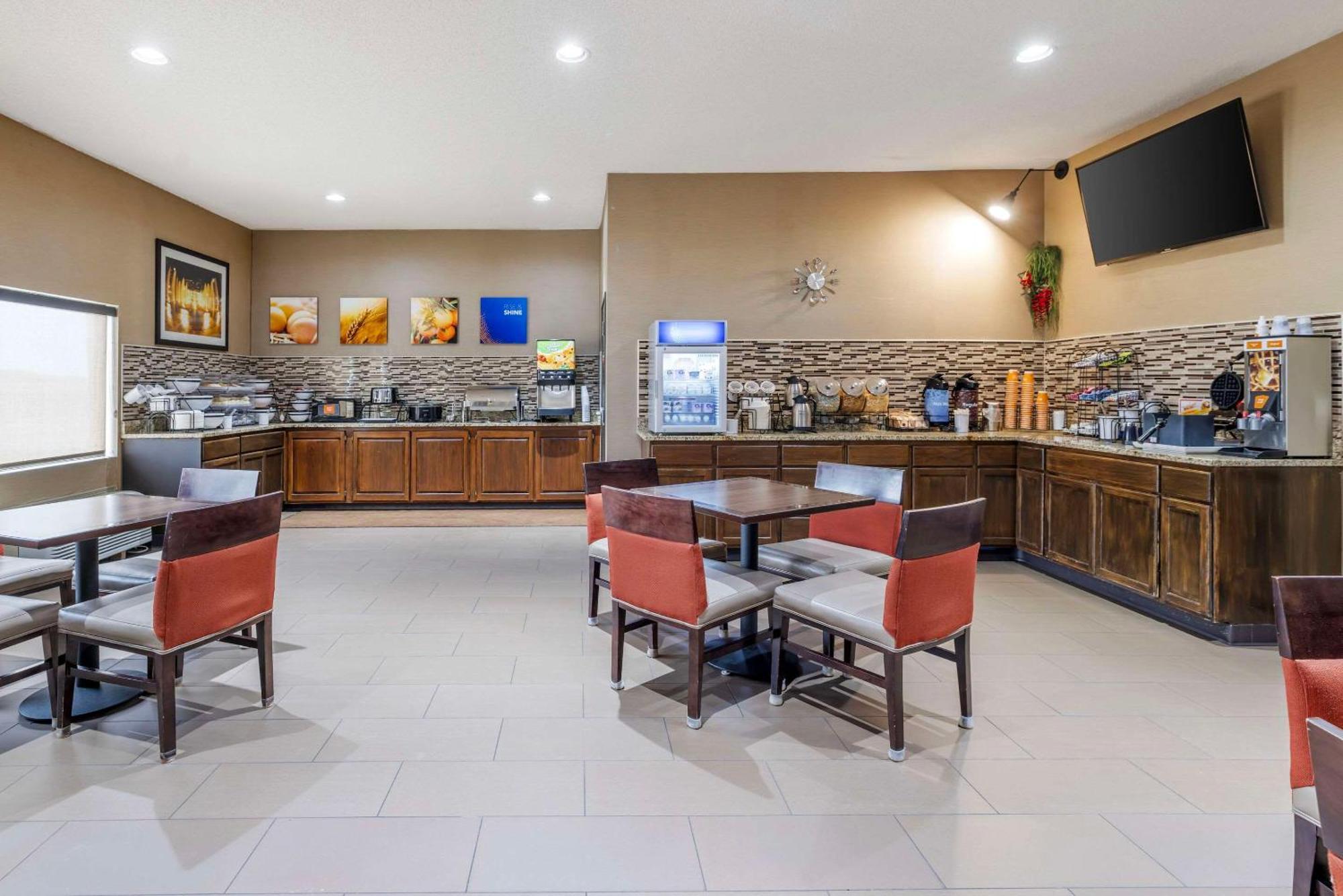 Comfort Inn Grain Valley Buitenkant foto