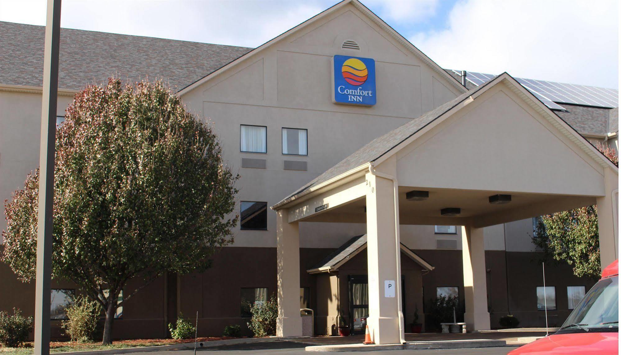 Comfort Inn Grain Valley Buitenkant foto