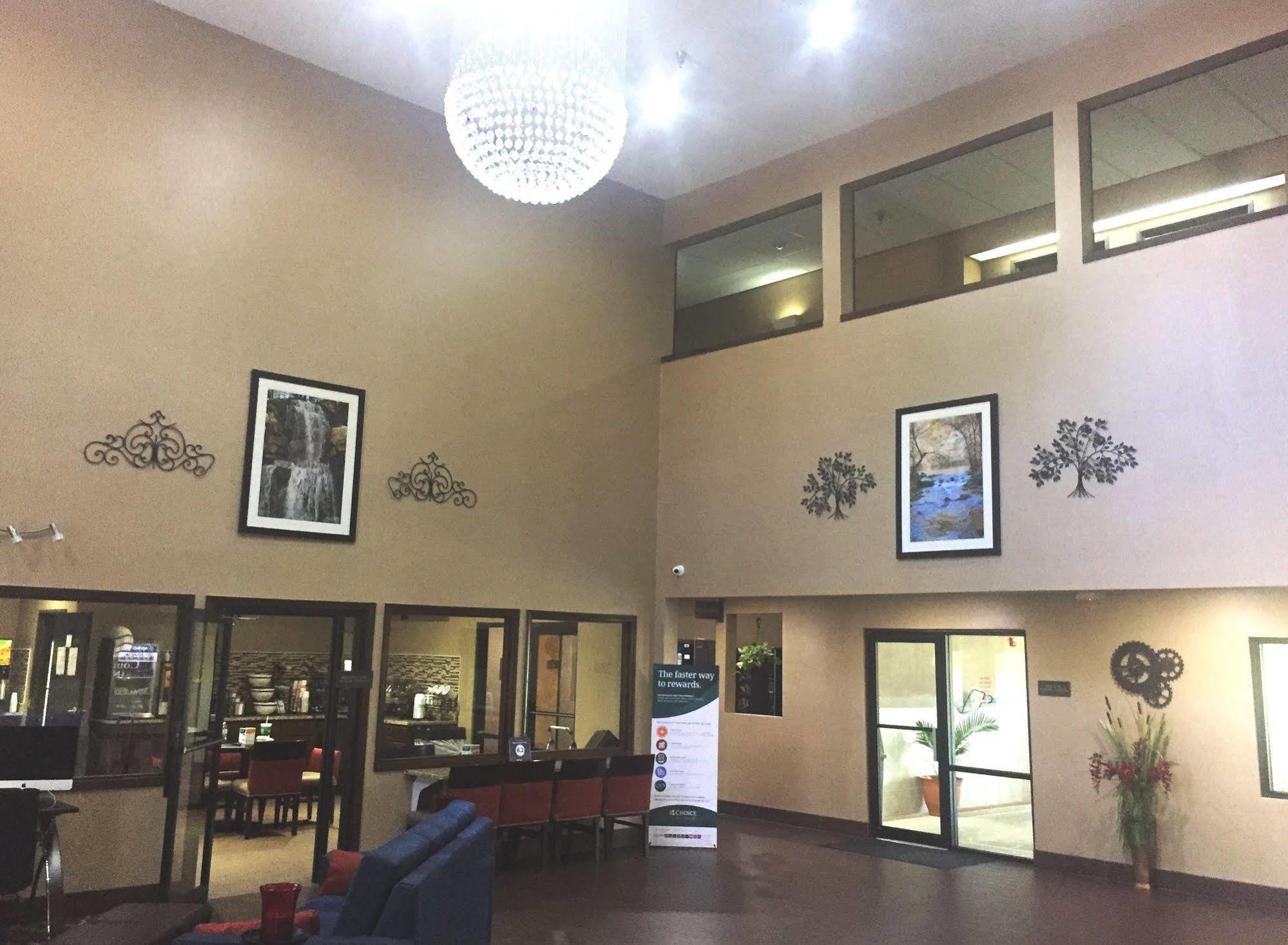 Comfort Inn Grain Valley Buitenkant foto