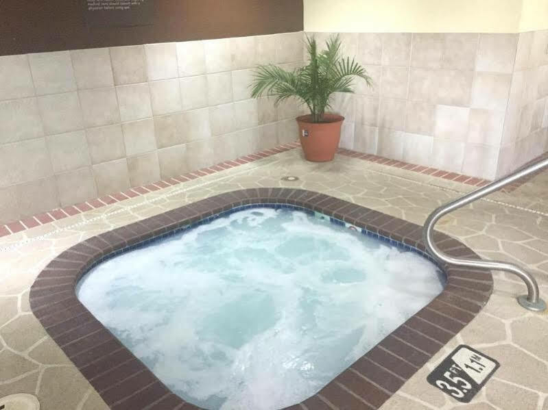 Comfort Inn Grain Valley Buitenkant foto